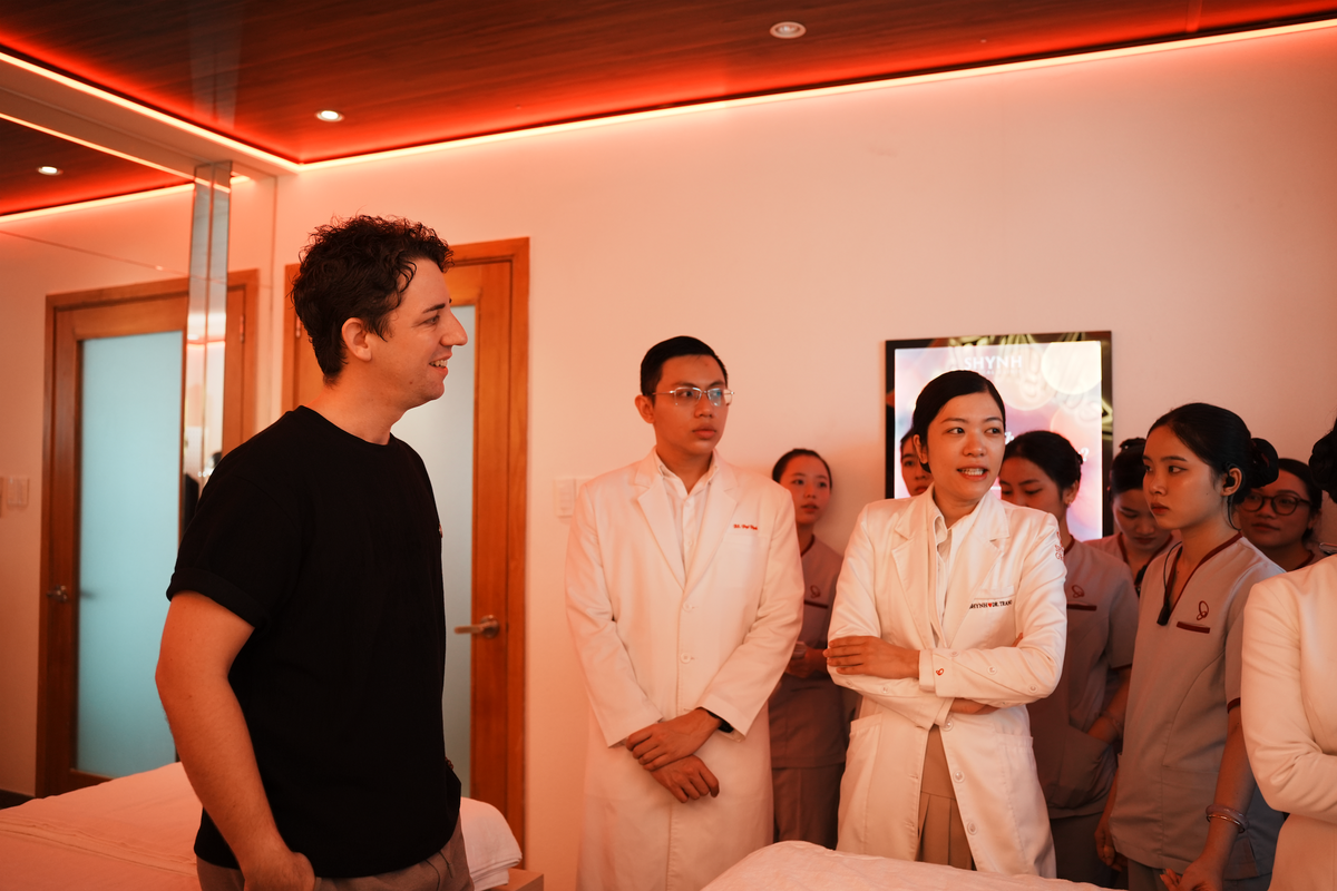 Inside a doctor-led aesthetic environment.
